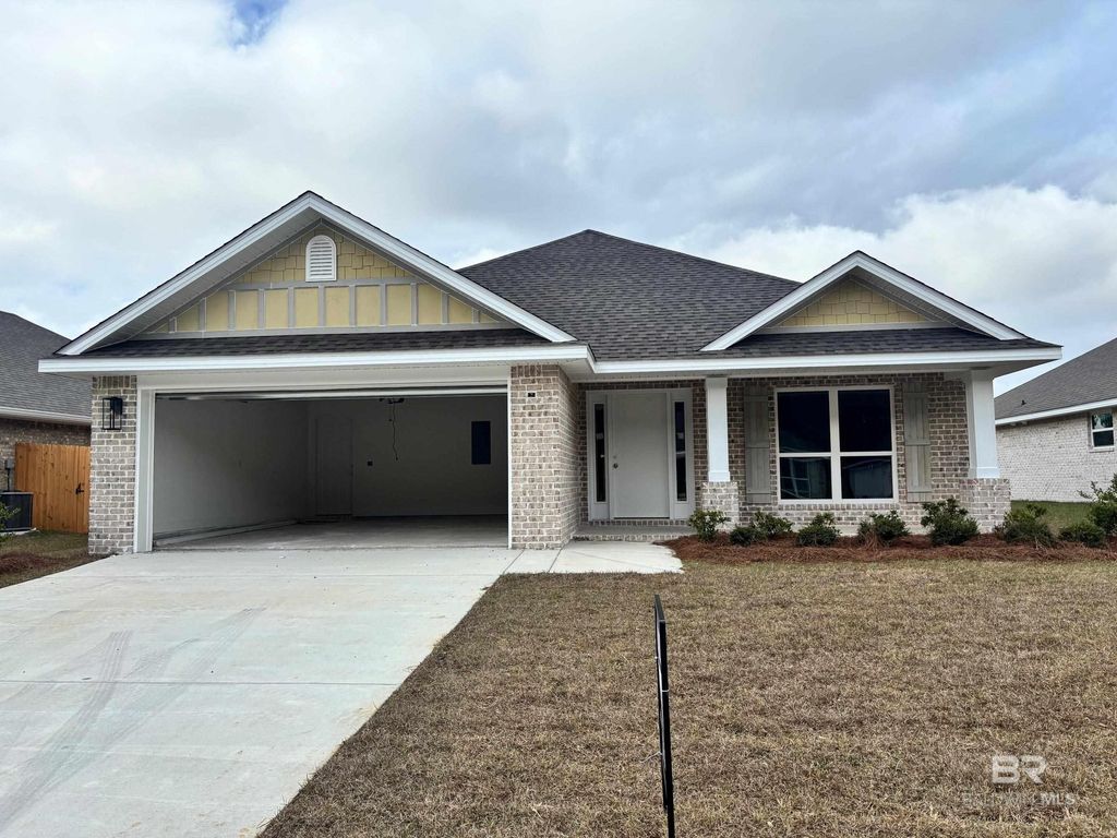 627 Mayflower Drive, Foley, AL 36535