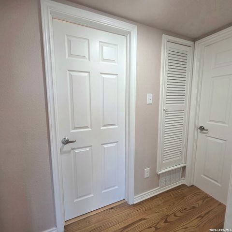 226 Antrim, San Antonio, TX 78218