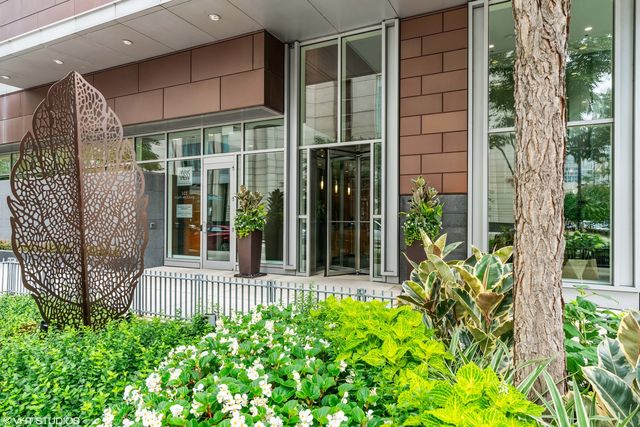 505 N McClurg Court 1801, Chicago, IL 60611