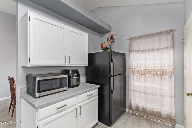 9033 W HATCHER Road, Peoria, AZ 85345