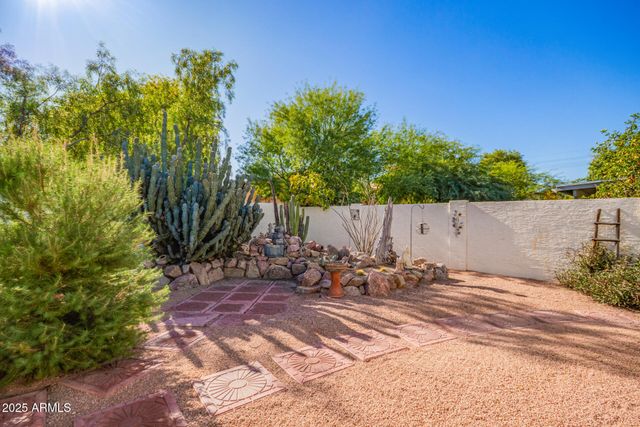 9033 W HATCHER Road, Peoria, AZ 85345