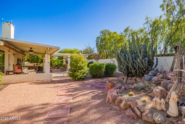 9033 W HATCHER Road, Peoria, AZ 85345