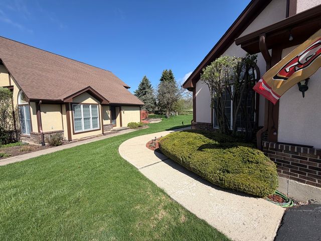 30636 Pebble Beach Circle, Genoa, IL 60135