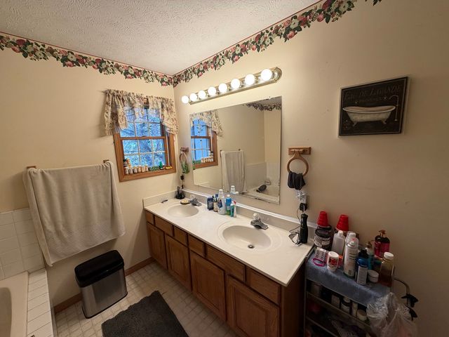 30636 Pebble Beach Circle, Genoa, IL 60135