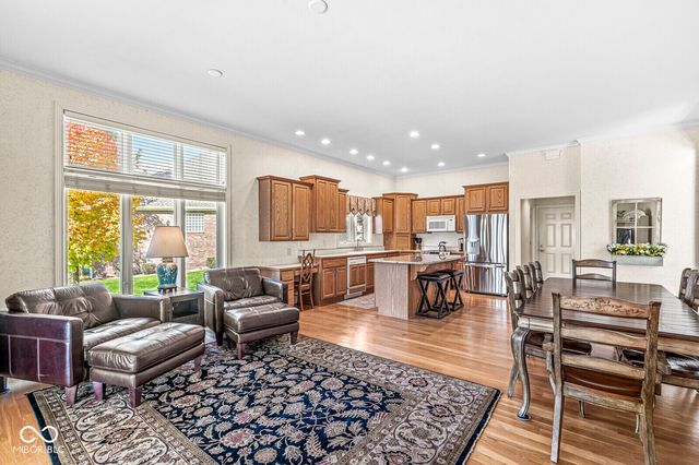 8730 Vintner Way, Indianapolis, IN 46256