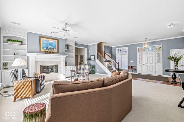 8730 Vintner Way, Indianapolis, IN 46256