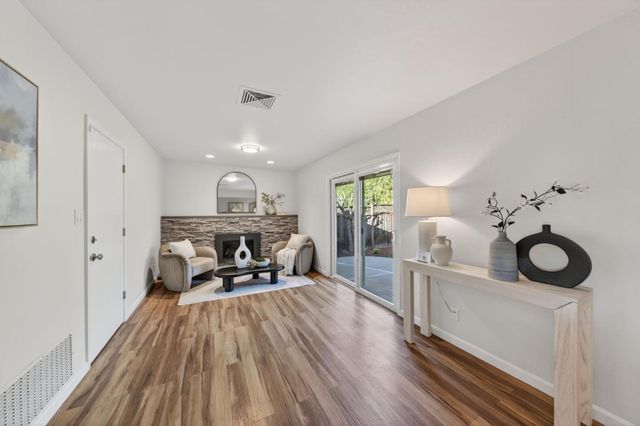 1040 Lancer Drive, San Jose, CA 95129