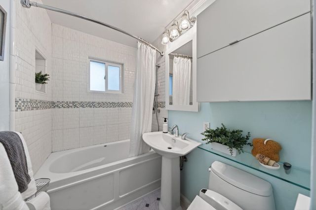 1040 Lancer Drive, San Jose, CA 95129