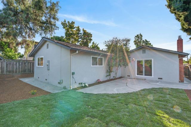 1040 Lancer Drive, San Jose, CA 95129