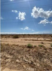 223 E Avenue S, Palmdale, CA 93591