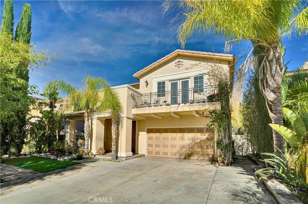 15717 Alia Court, Canyon Country, CA 91387