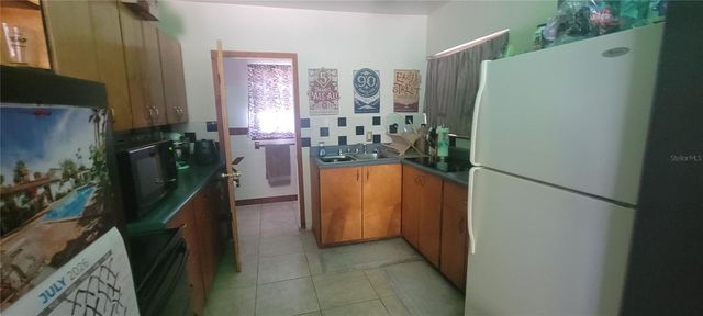 1223 57TH AVENUE E, Bradenton, FL 34203