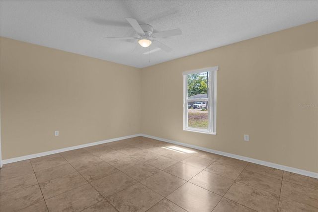 690 WALNUT AVENUE, Orange City, FL 32763