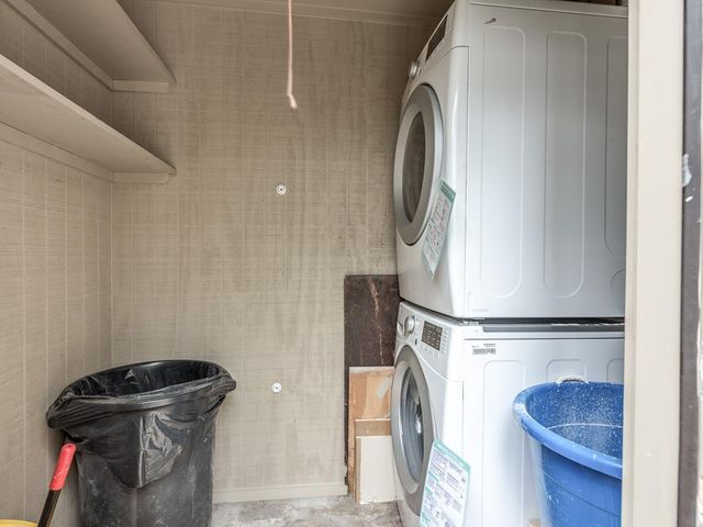 14703 Barryknoll Lane 2, Houston, TX 77079