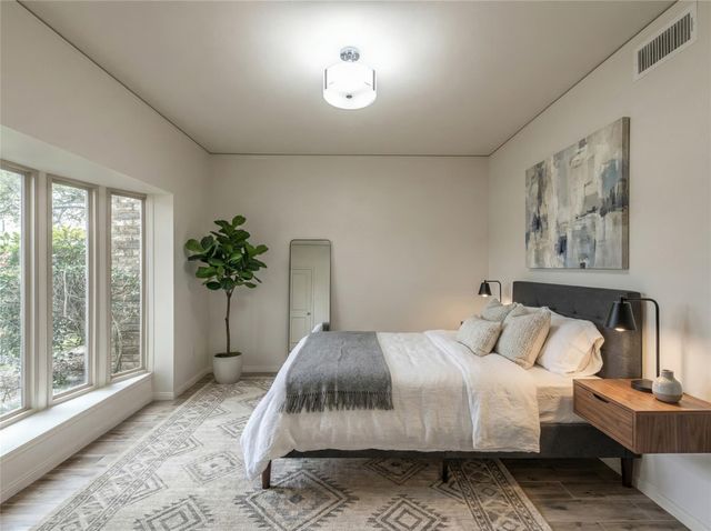 14703 Barryknoll Lane 2, Houston, TX 77079