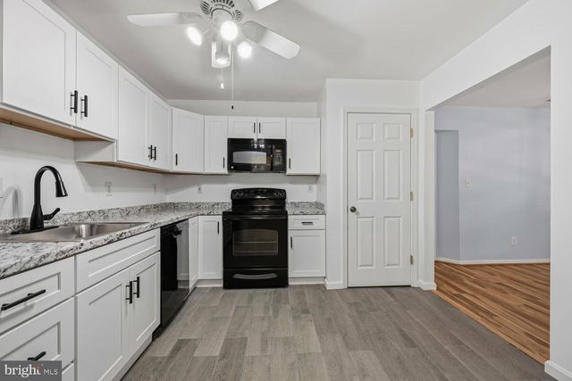 2627 COMPASS DR, Annapolis, MD 21401