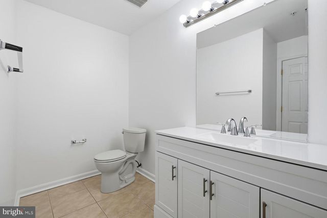 2627 COMPASS DR, Annapolis, MD 21401