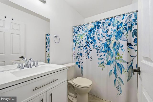 2627 COMPASS DR, Annapolis, MD 21401