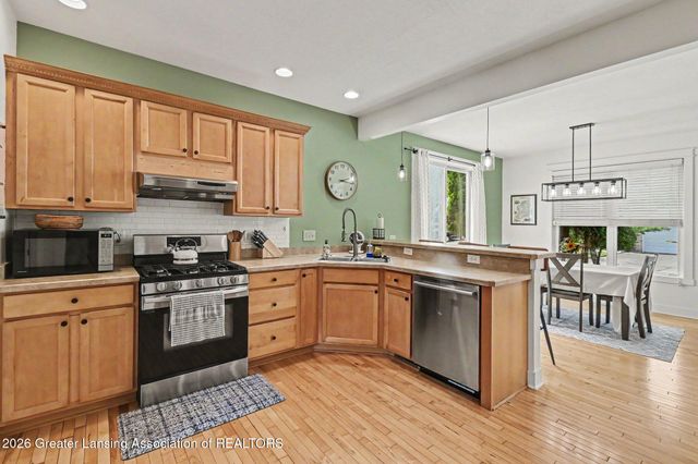 16763 Printemp Drive, East Lansing, MI 48823