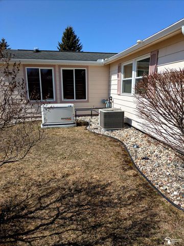 10033 8th Street, Oscoda, MI 48750