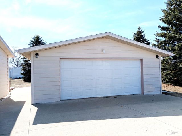 10033 8th Street, Oscoda, MI 48750