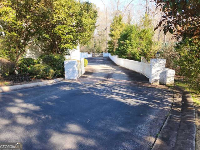170 Howard Oaks Drive, Macon, GA 31210