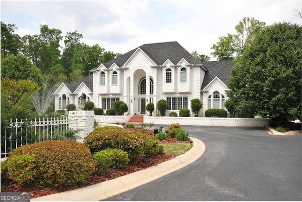 170 Howard Oaks Drive, Macon, GA 31210