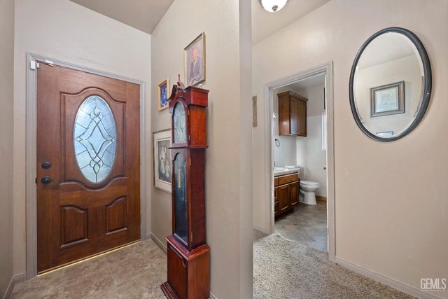 14410 Round Mountain Road, Bakersfield, CA 93308