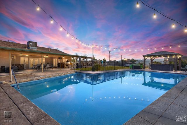 14410 Round Mountain Road, Bakersfield, CA 93308