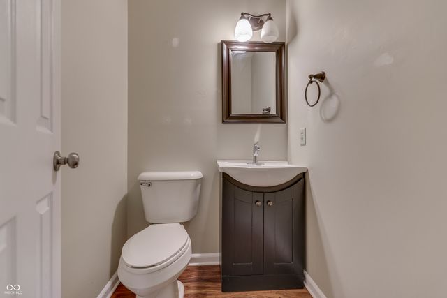 1136 Paradise Way N UNIT A, Greenwood, IN 46143