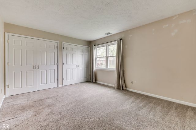 1136 Paradise Way N UNIT A, Greenwood, IN 46143