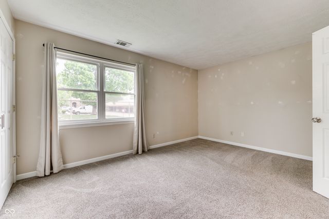 1136 Paradise Way N UNIT A, Greenwood, IN 46143