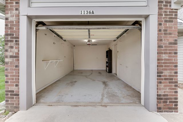 1136 Paradise Way N UNIT A, Greenwood, IN 46143