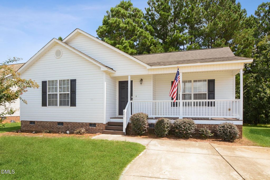 701 Avondale Drive, Clayton, NC 27520