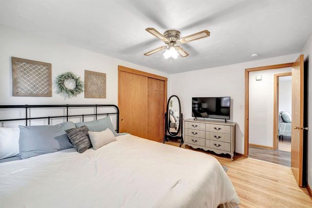 976 WATERMOLEN AVENUE, Green Bay, WI 54304