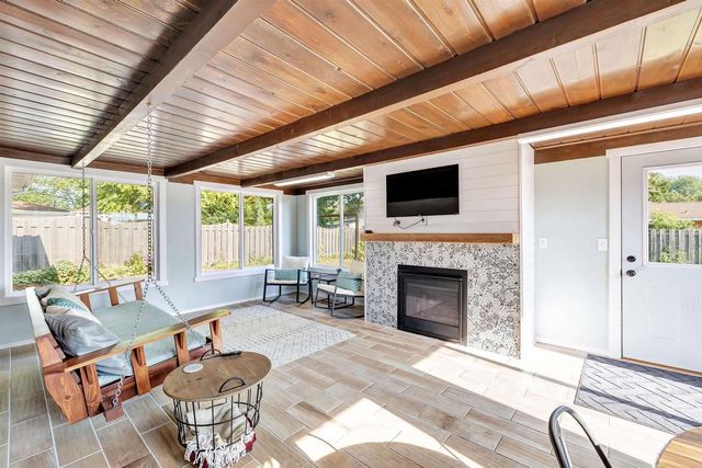 976 WATERMOLEN AVENUE, Green Bay, WI 54304
