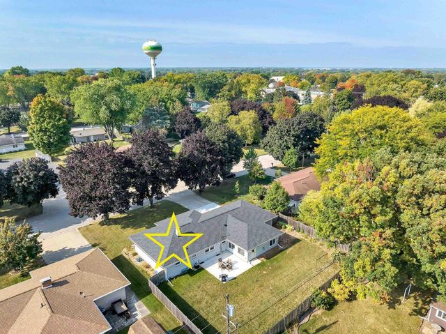 976 WATERMOLEN AVENUE, Green Bay, WI 54304
