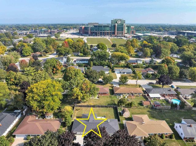 976 WATERMOLEN AVENUE, Green Bay, WI 54304