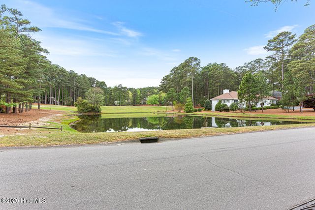48 Glasgow Drive, Pinehurst, NC 28374