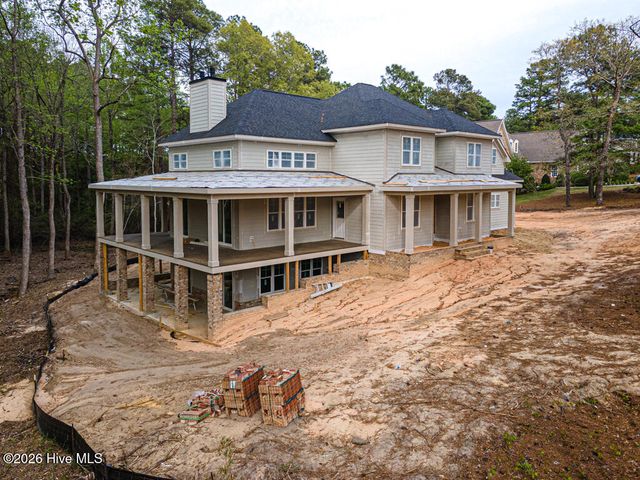 48 Glasgow Drive, Pinehurst, NC 28374
