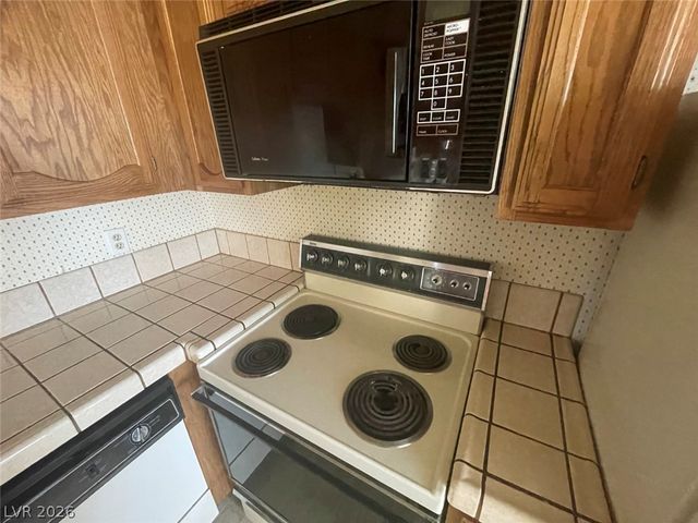 4181 Gannet Circle 241, Las Vegas, NV 89103