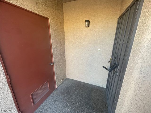 4181 Gannet Circle 241, Las Vegas, NV 89103