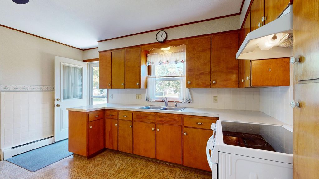 63 Morse Avenue, Lewiston, ME 04240 — photo 5
