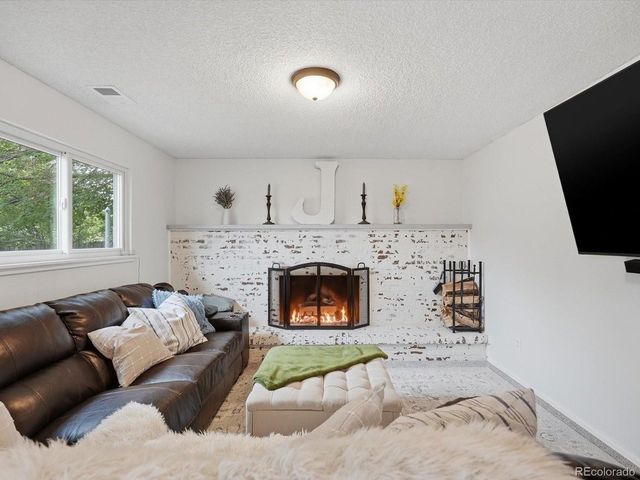 8893 W Stetson Pl, Denver, CO 80123
