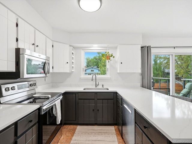 8893 W Stetson Pl, Denver, CO 80123