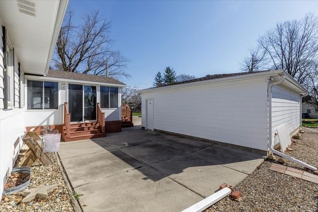 3931 69th Street, Urbandale, IA 50322