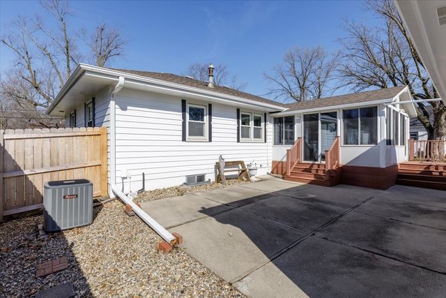 3931 69th Street, Urbandale, IA 50322