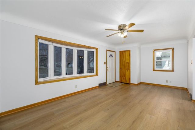 3931 69th Street, Urbandale, IA 50322