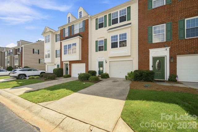 1526 Royal Auburn Avenue, Fort Mill, SC 29708