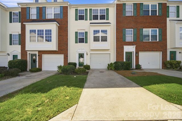 1526 Royal Auburn Avenue, Fort Mill, SC 29708